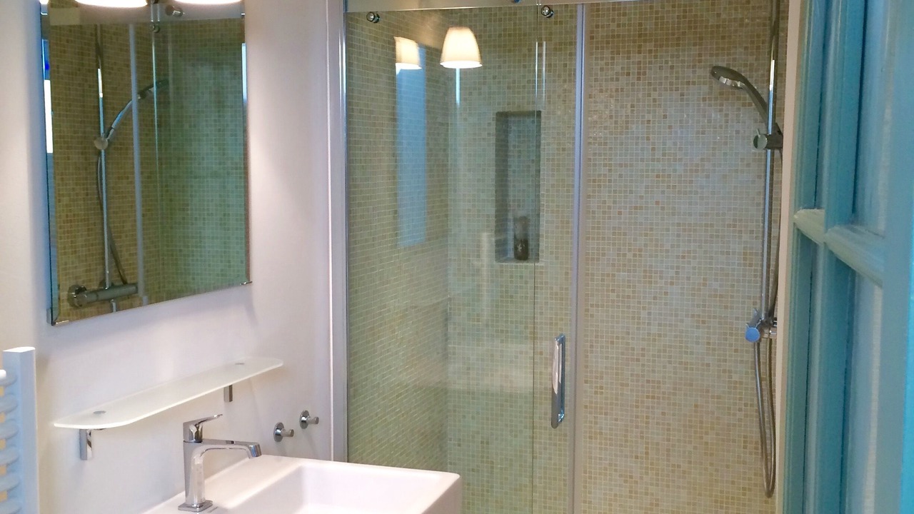 Photo of Bathroom in Lourmarin