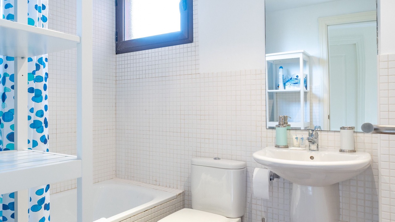 Photo of Bathroom in Casares