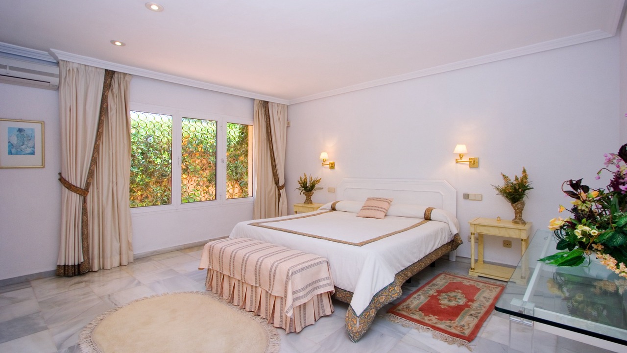 Photo of Bedroom in Puerto Banus