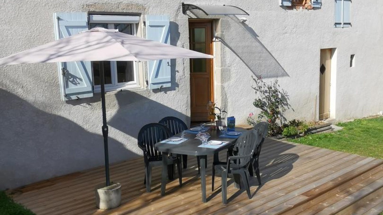 Photo of Outdoor in Pralong