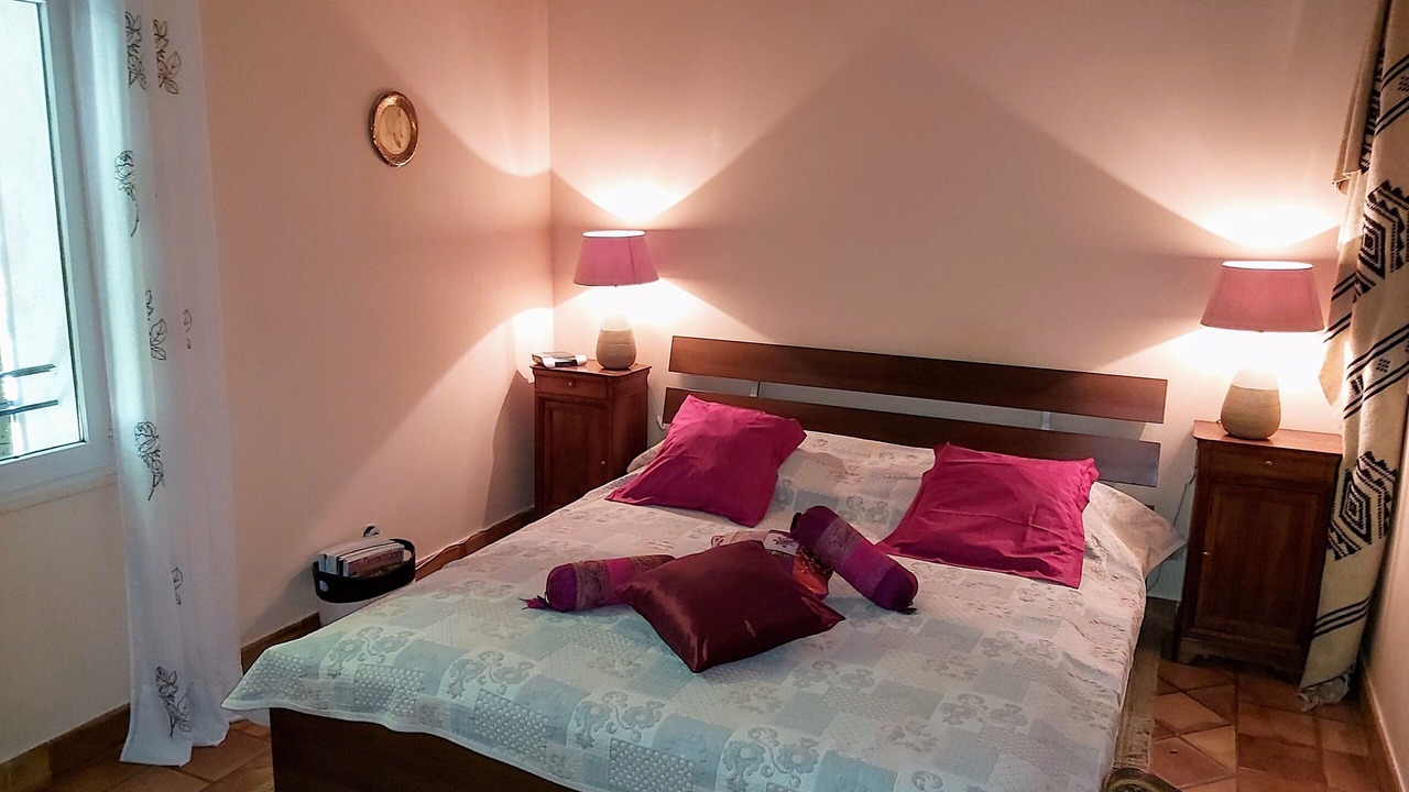 Photo of Bedroom in Rousset