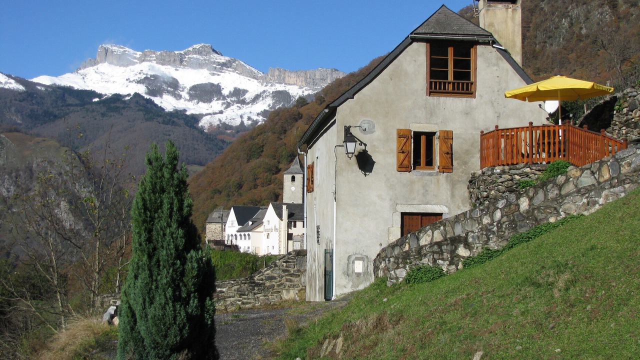 Photo of Outdoor in Cette-Eygun