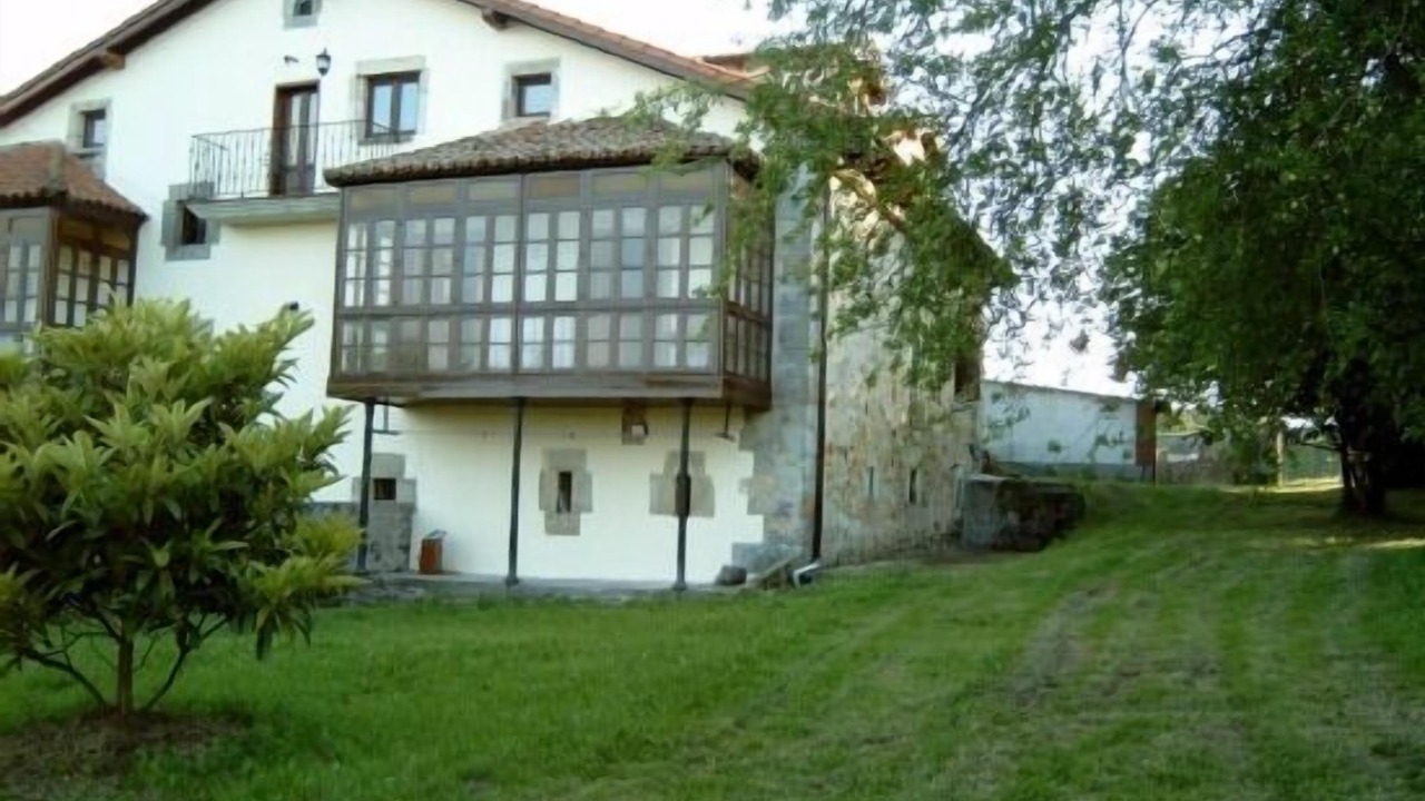 Photo of Outdoor in Barcena de Cicero