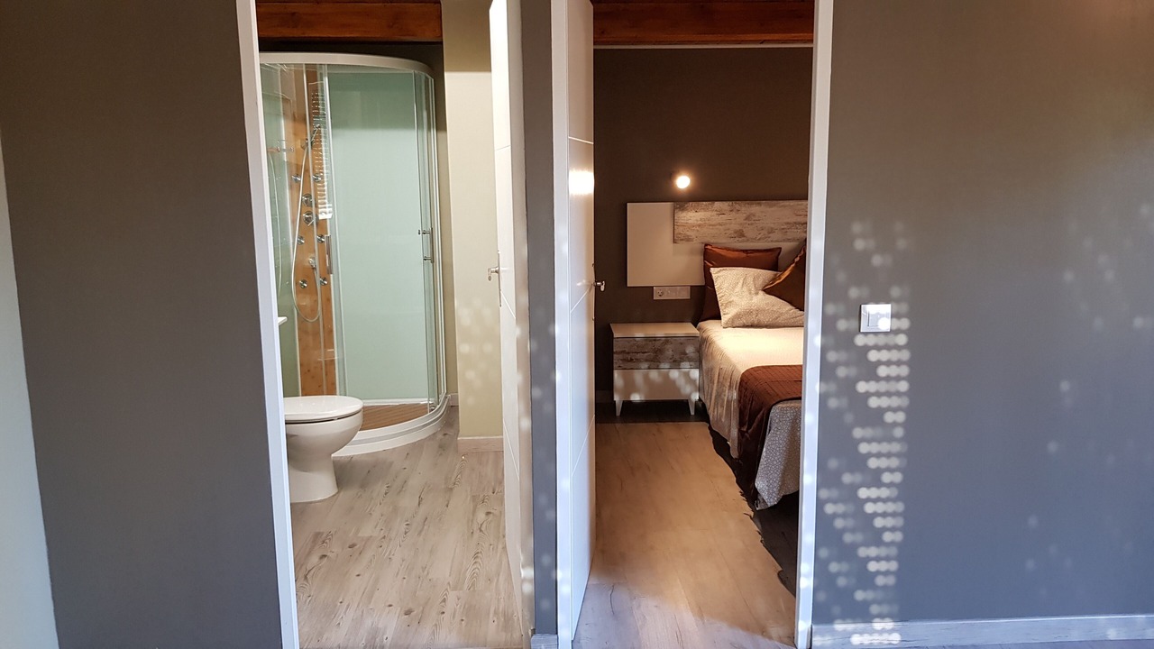 Photo of Bedroom in Roses Town Center