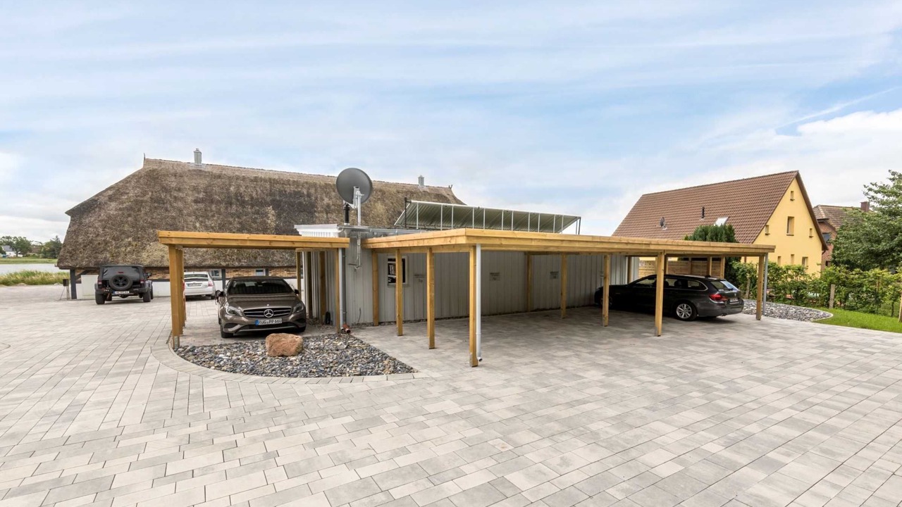 Photo of Outdoor in Waase