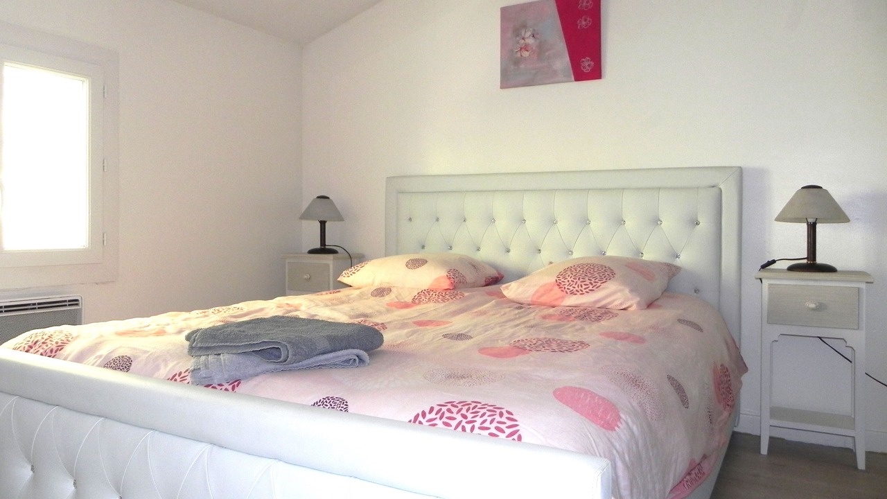 Photo of Bedroom in Cabrieres