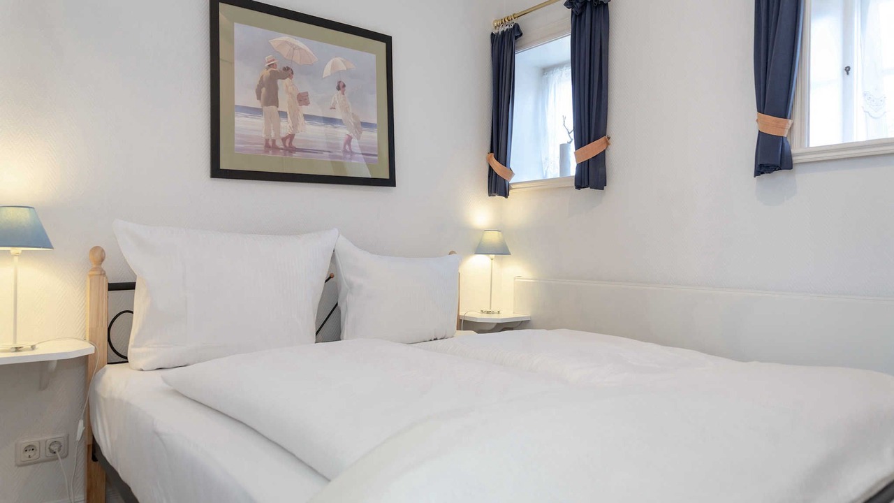 Photo of Bedroom in List