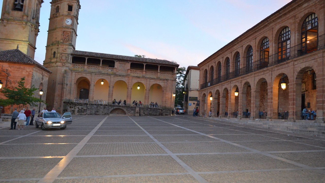 Photo of Others in Alcaraz