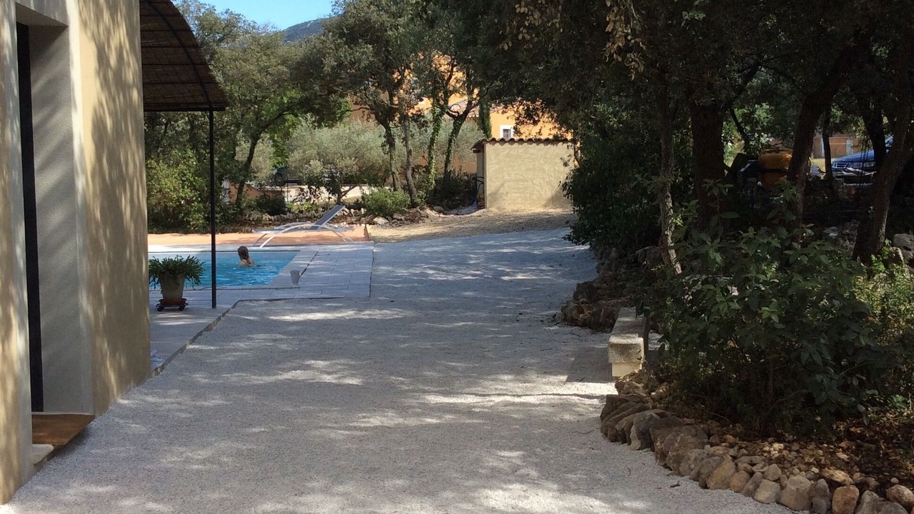 Photo of Outdoor in Maubec