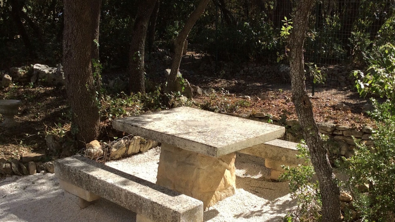 Photo of Outdoor in Maubec