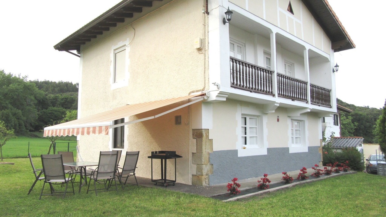 Photo of Outdoor in Barcena de Cicero