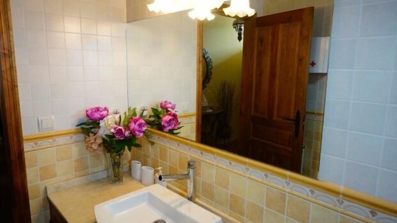 Photo of Bathroom in Abades