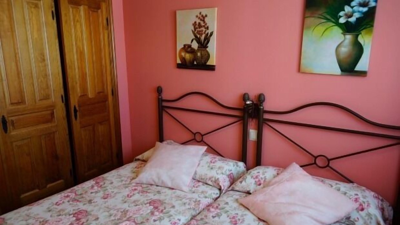 Photo of Bedroom in Abades