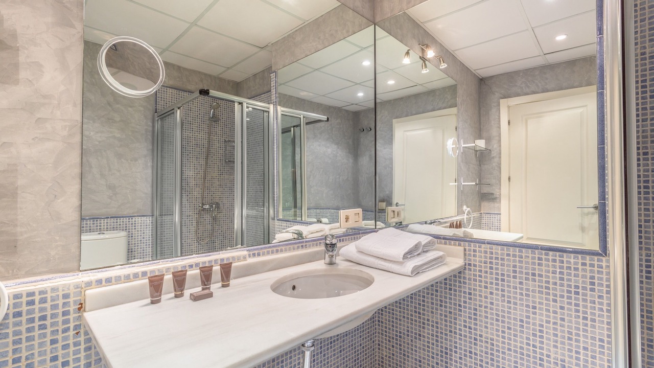 Photo of Bathroom in Historical Center
