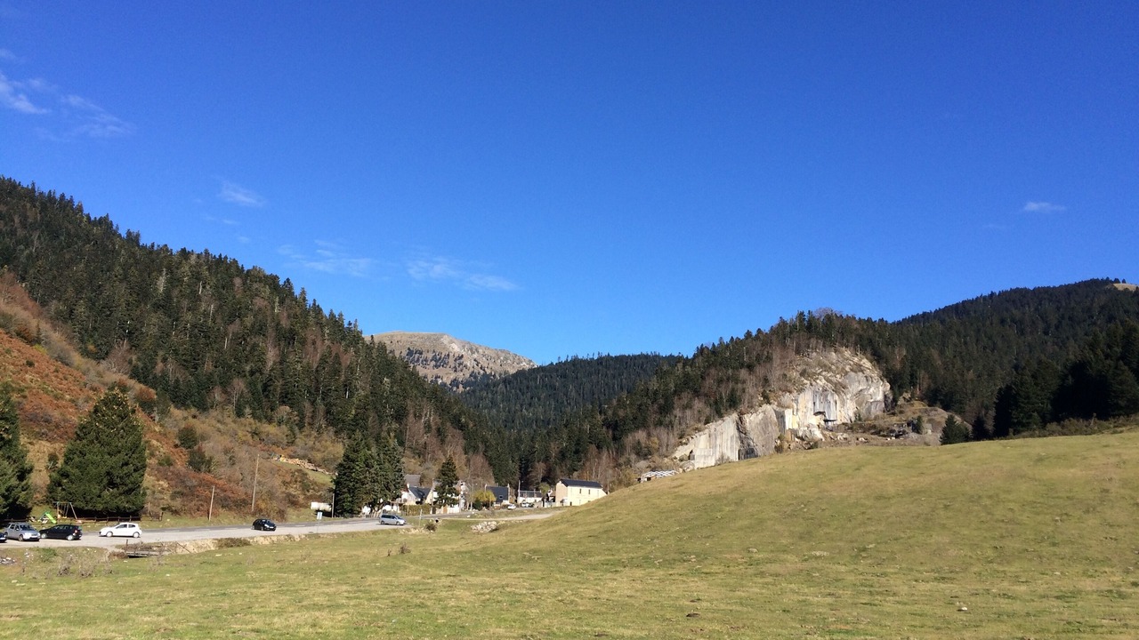 Photo of Outdoor in Campan