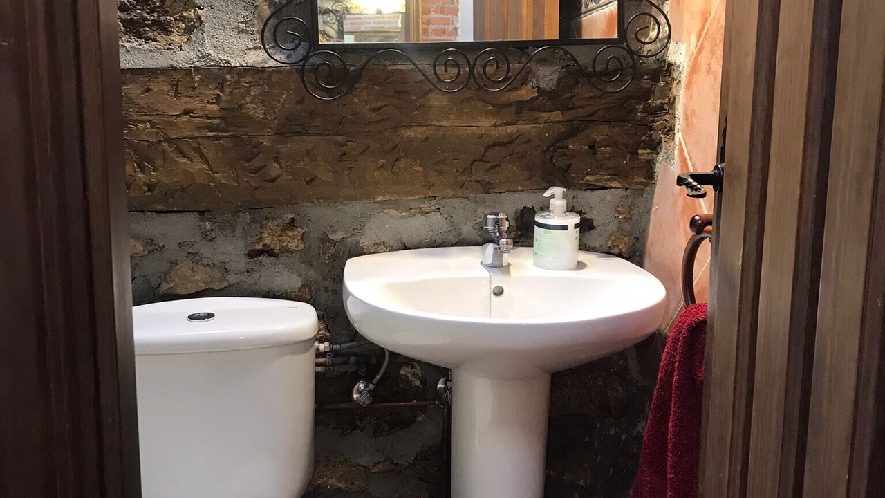 Photo of Bathroom in Navalguijo