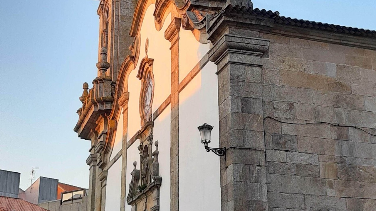 Photo of Others in A Guarda