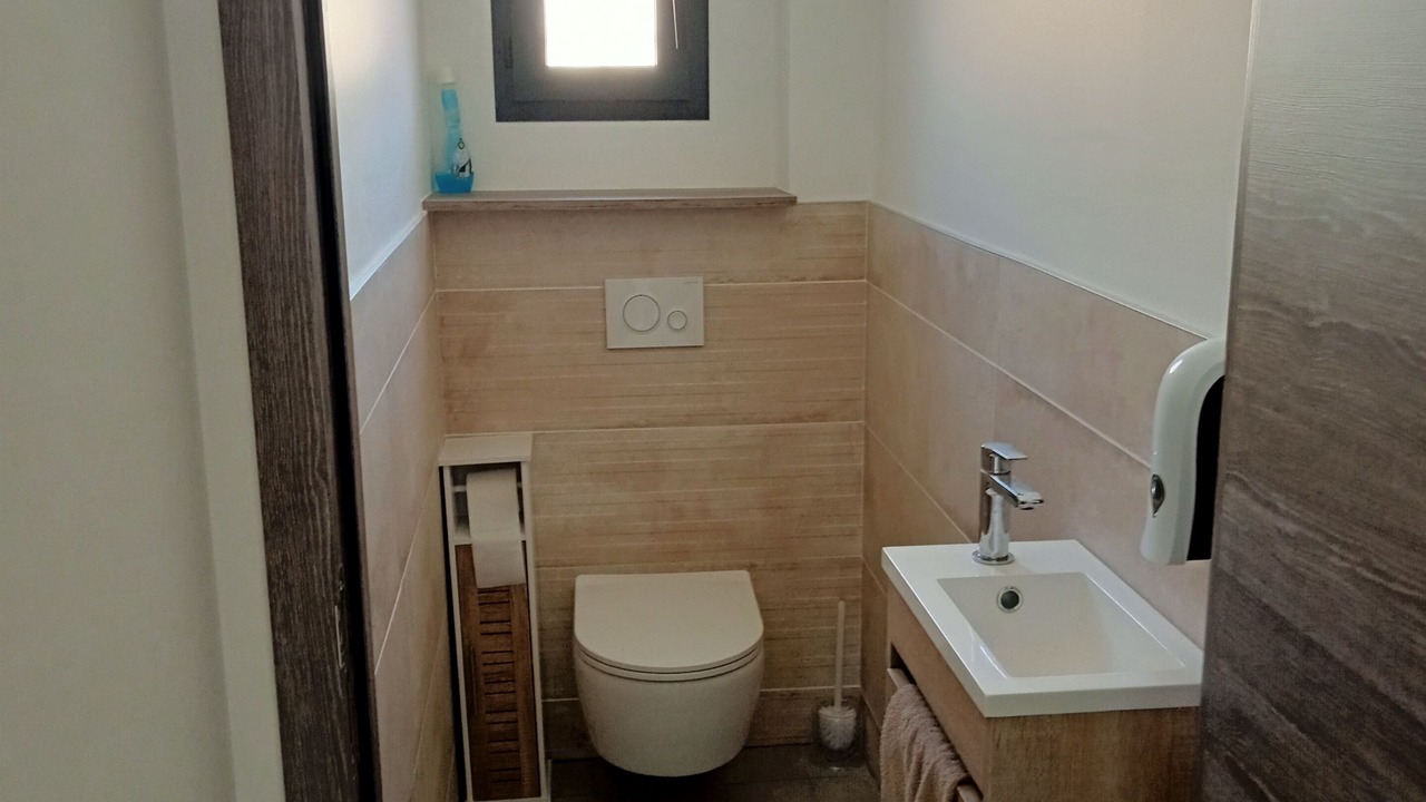 Photo of Bathroom in Boisset-et-Gaujac