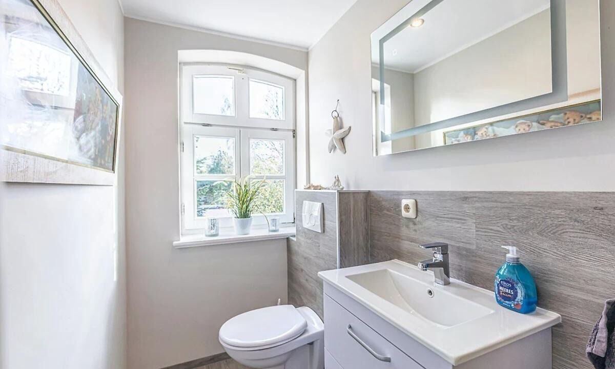 Photo of Bathroom in Klaeden