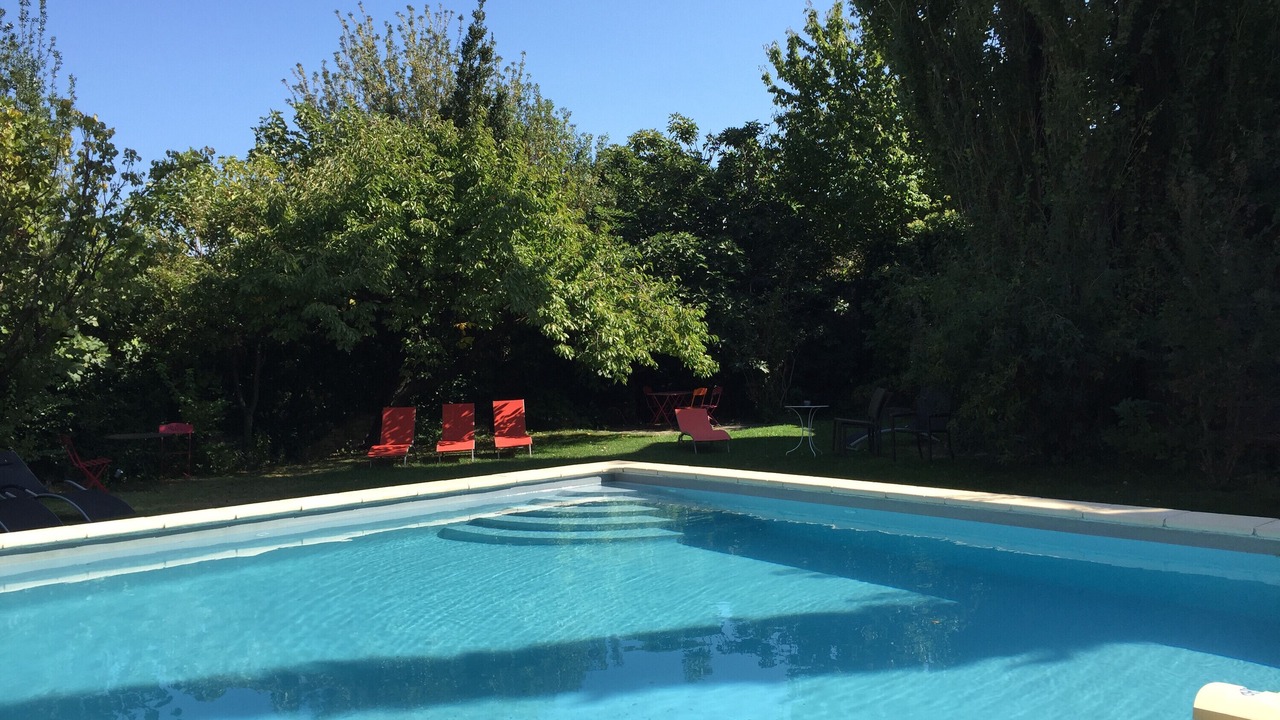 Photo of Outdoor in Suze-la-Rousse