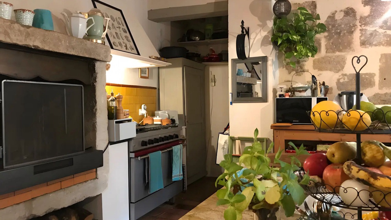 Photo of Kitchen in Suze-la-Rousse