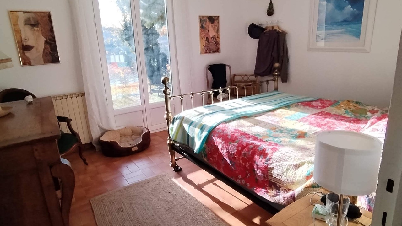 Photo of Bedroom in Venterol