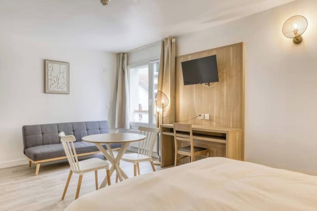 Photo of Bedroom in Annemasse