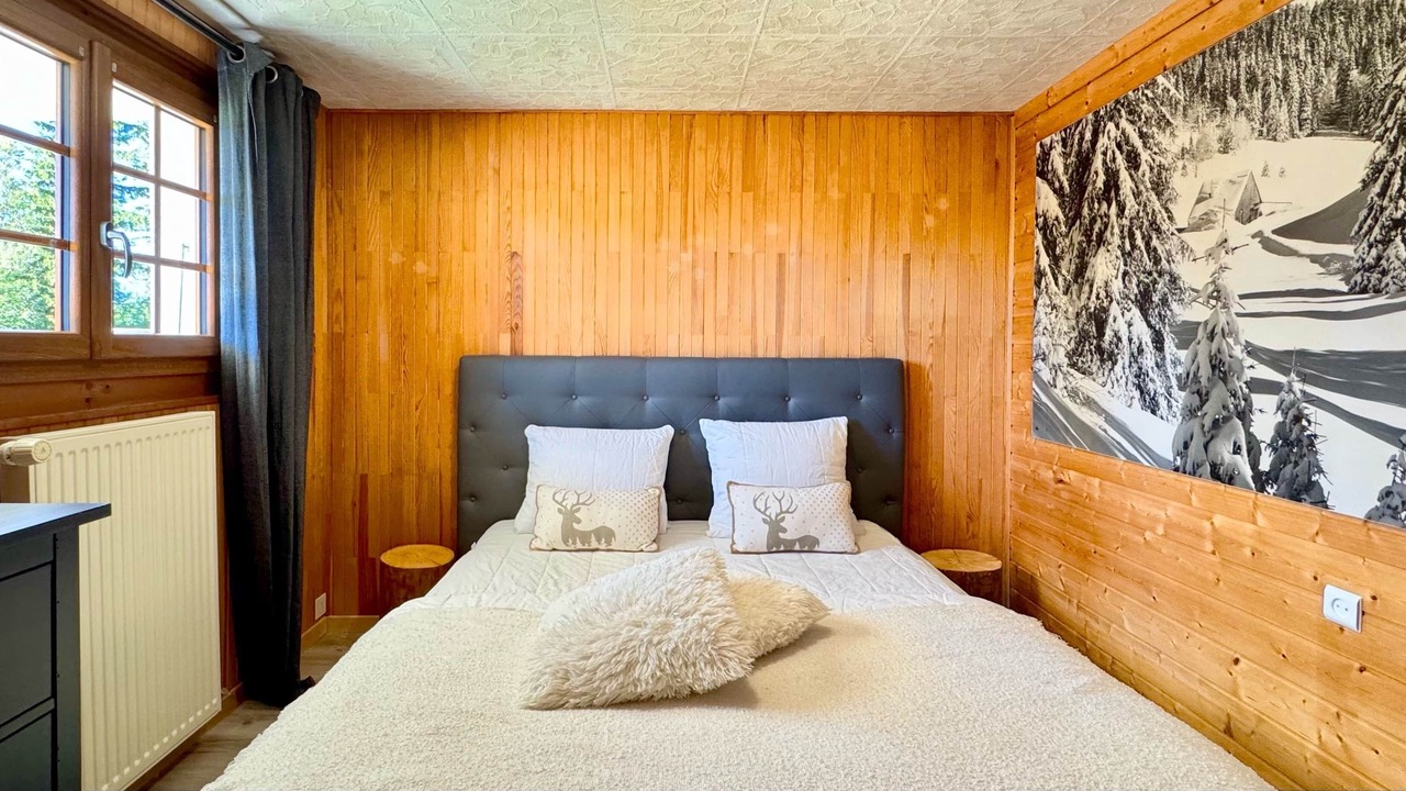 Photo of Bedroom in Premanon