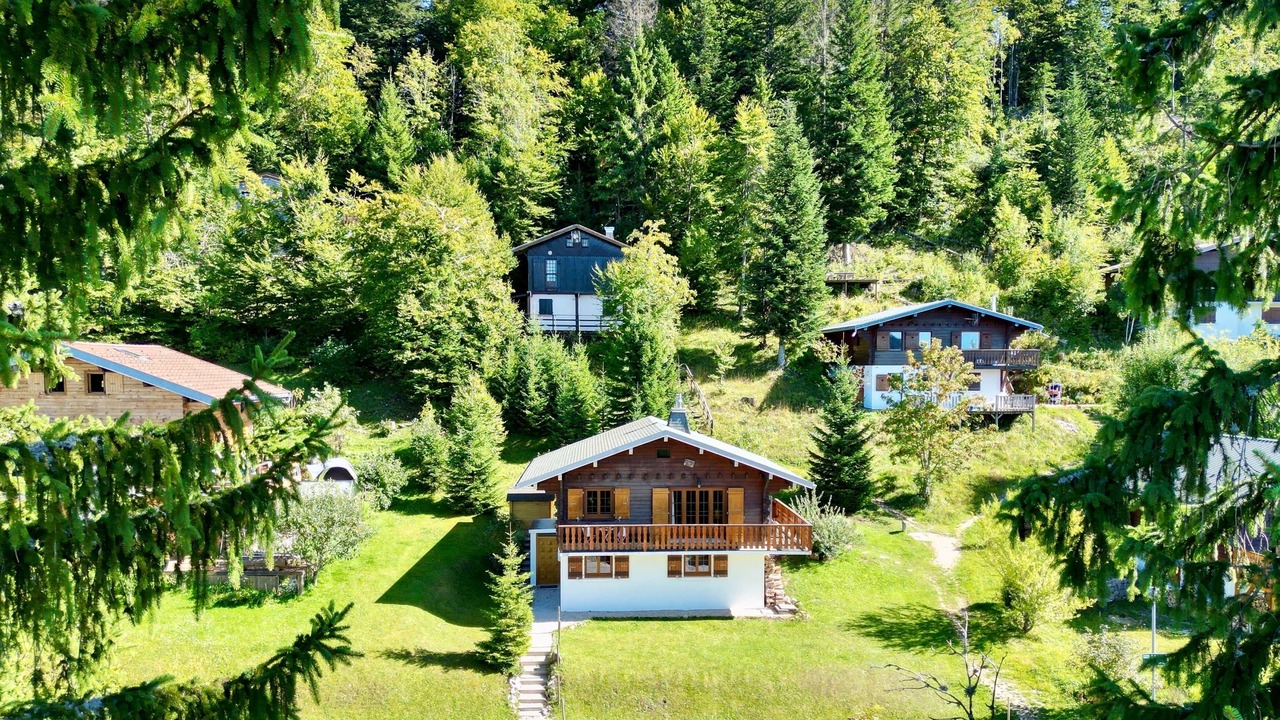 Photo of Outdoor in Premanon