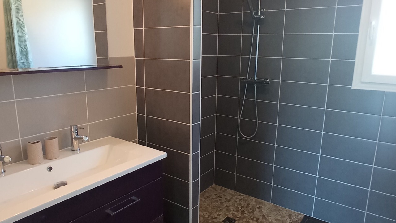 Photo of Bathroom in Cublac