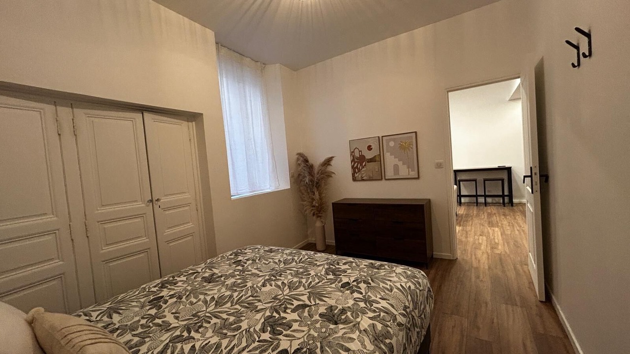 Photo of Bedroom in Faubourg
