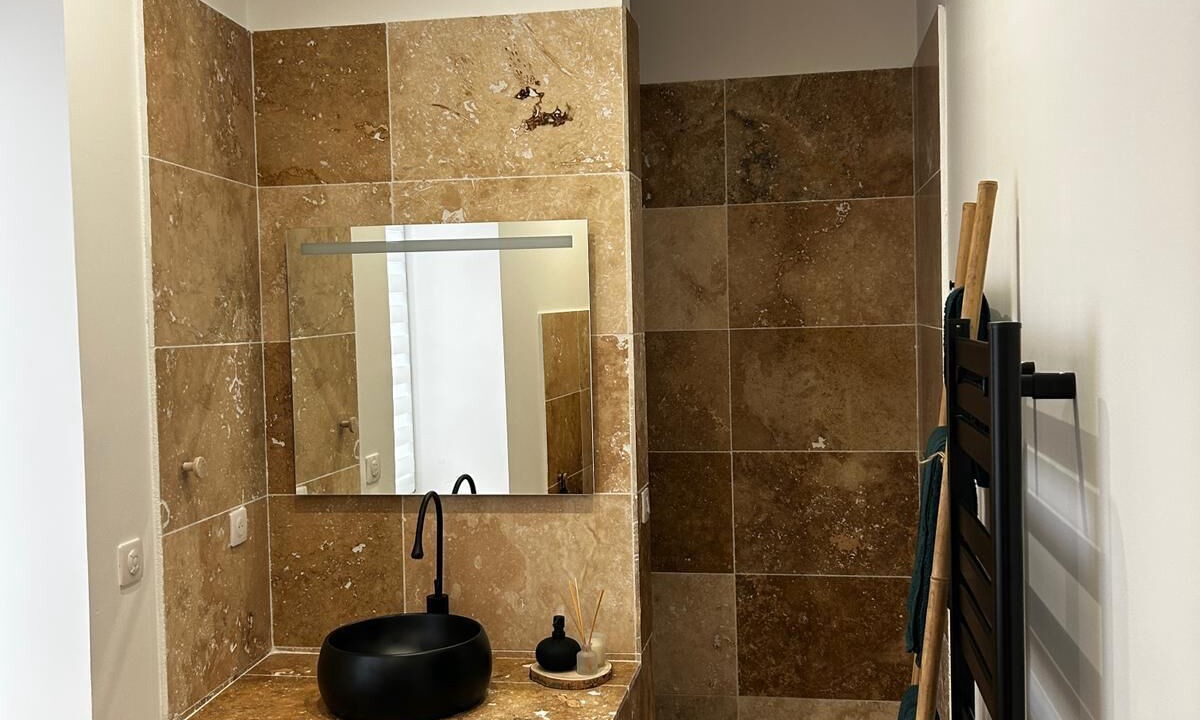 Photo of Bathroom in Faubourg