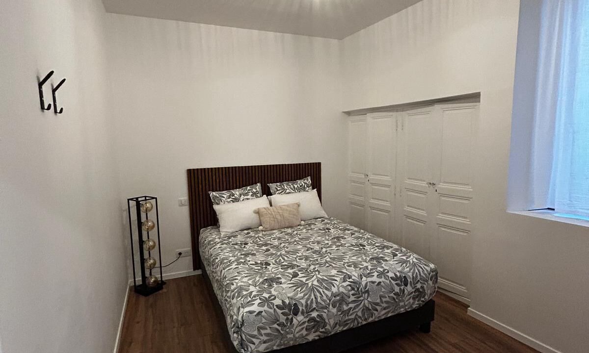 Photo of Bedroom in Faubourg