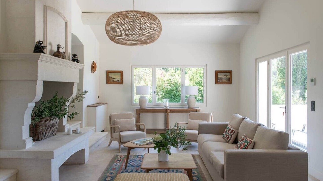 Photo of Livingroom in Saint-Etienne-du-Gres
