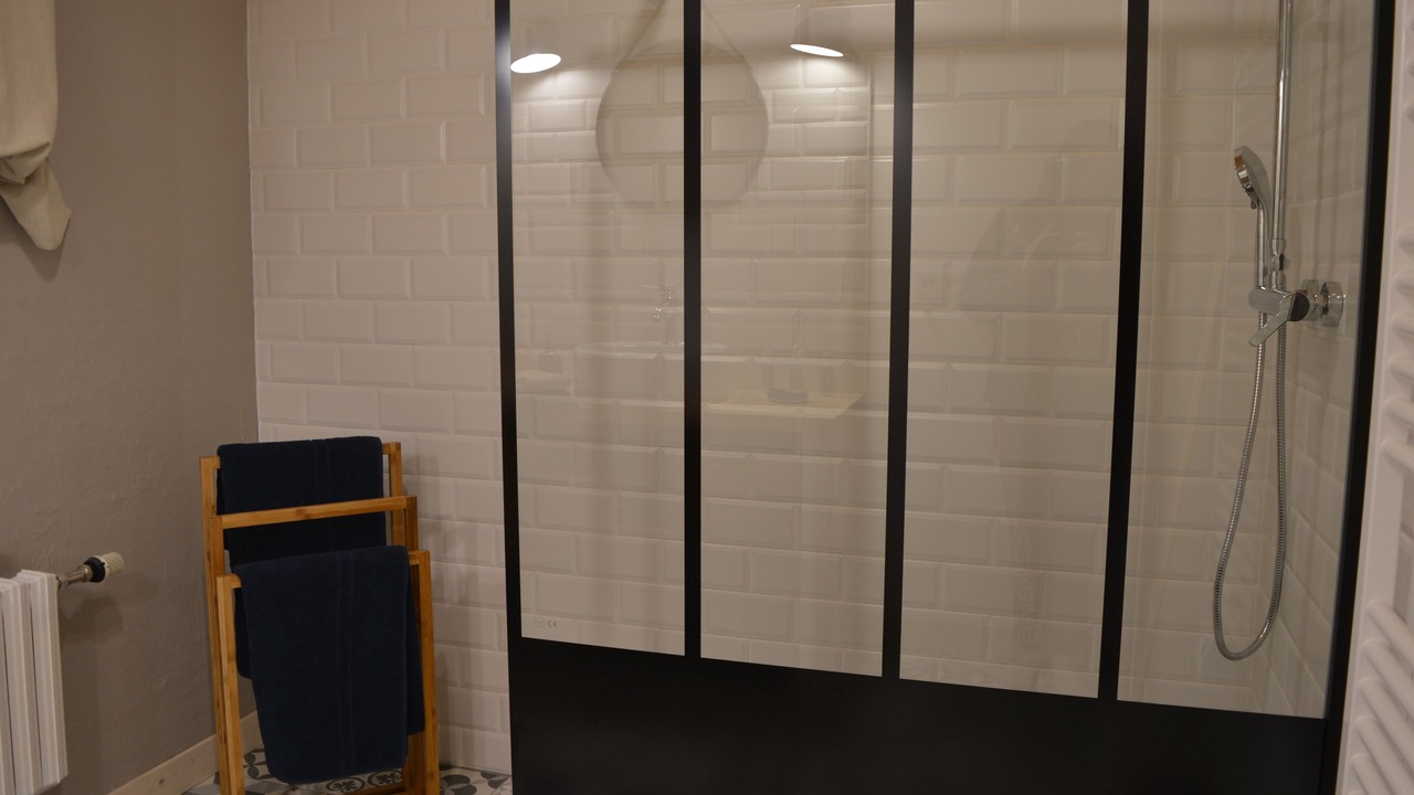 Photo of Bathroom in Ney