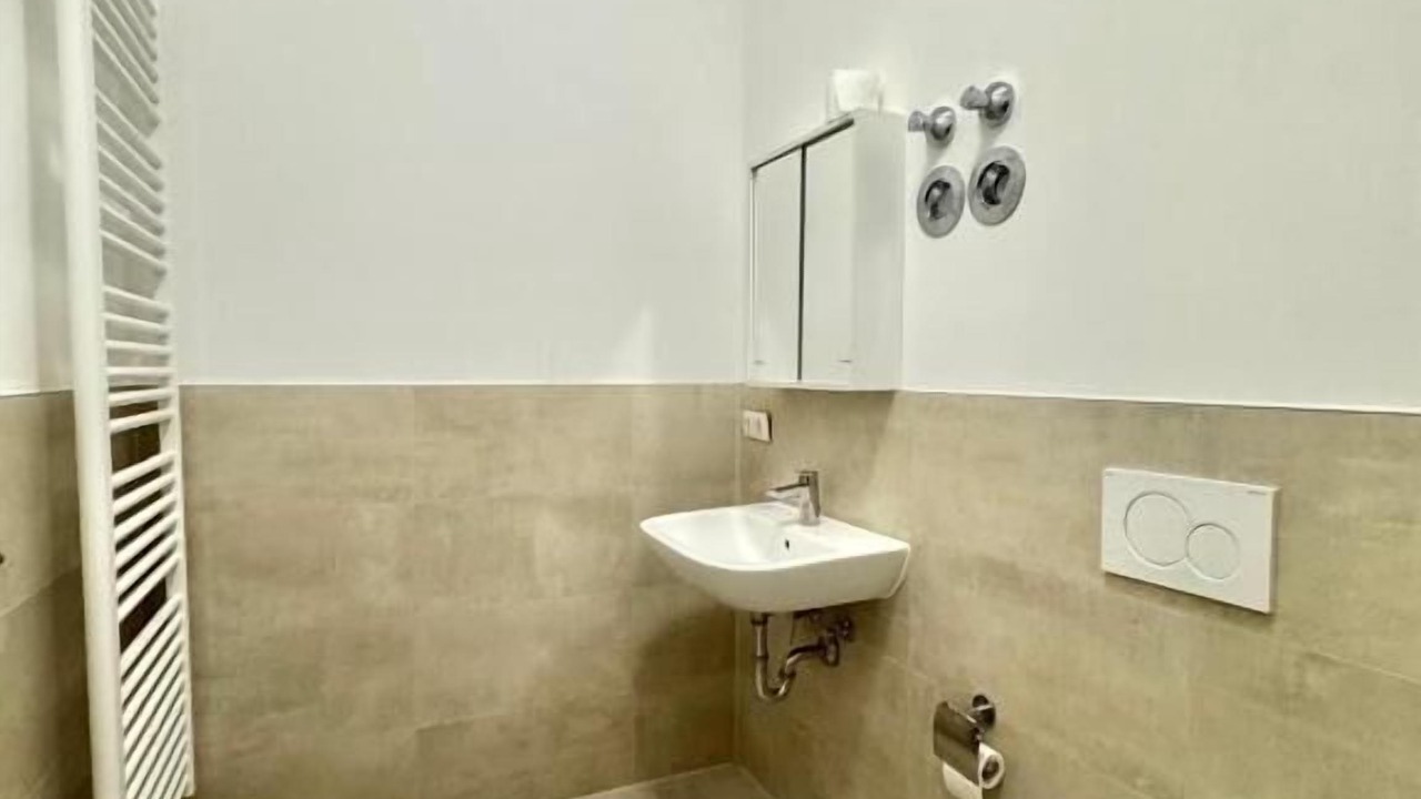 Photo of Bathroom in Hoechst