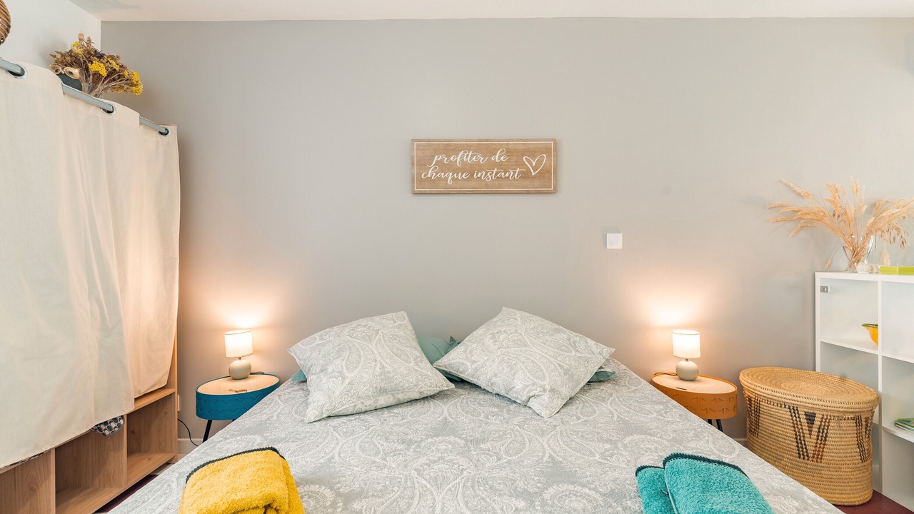 Photo of Bedroom in Lambesc