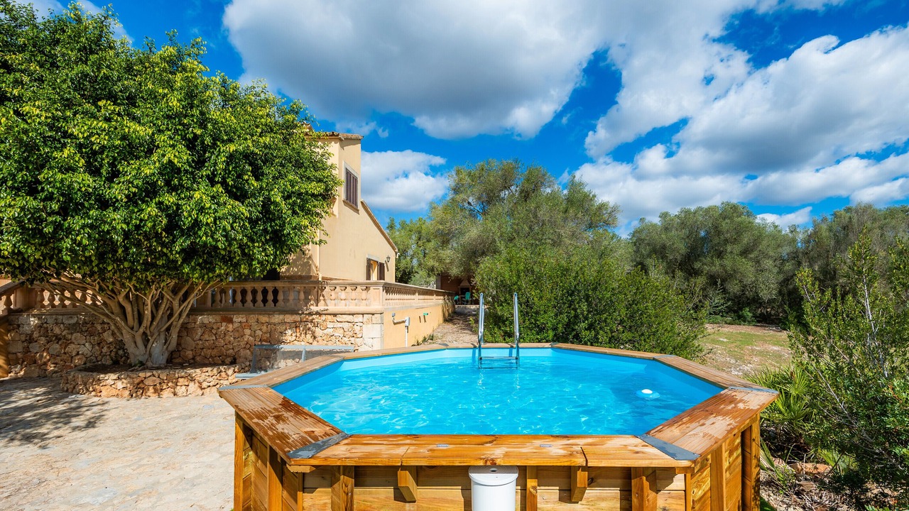 Photo of Outdoor in Pina