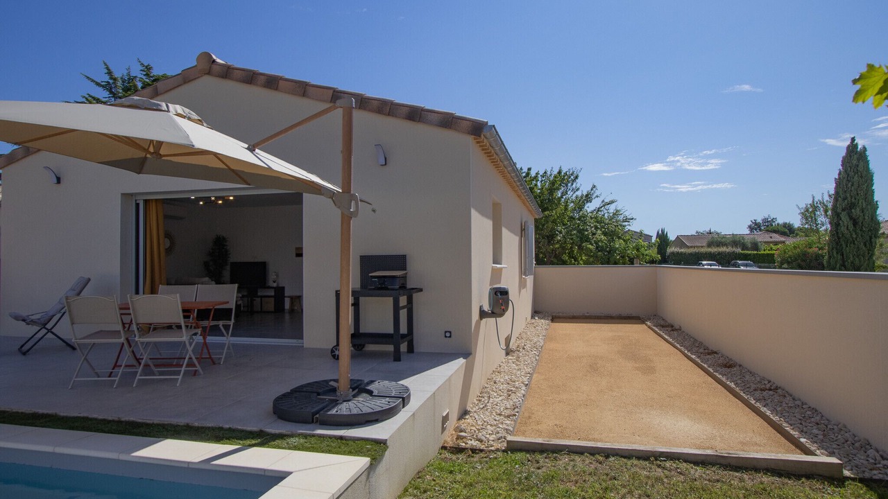 Photo of Outdoor in Suze-la-Rousse