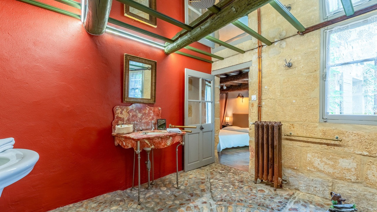 Photo of Bedroom in Collias