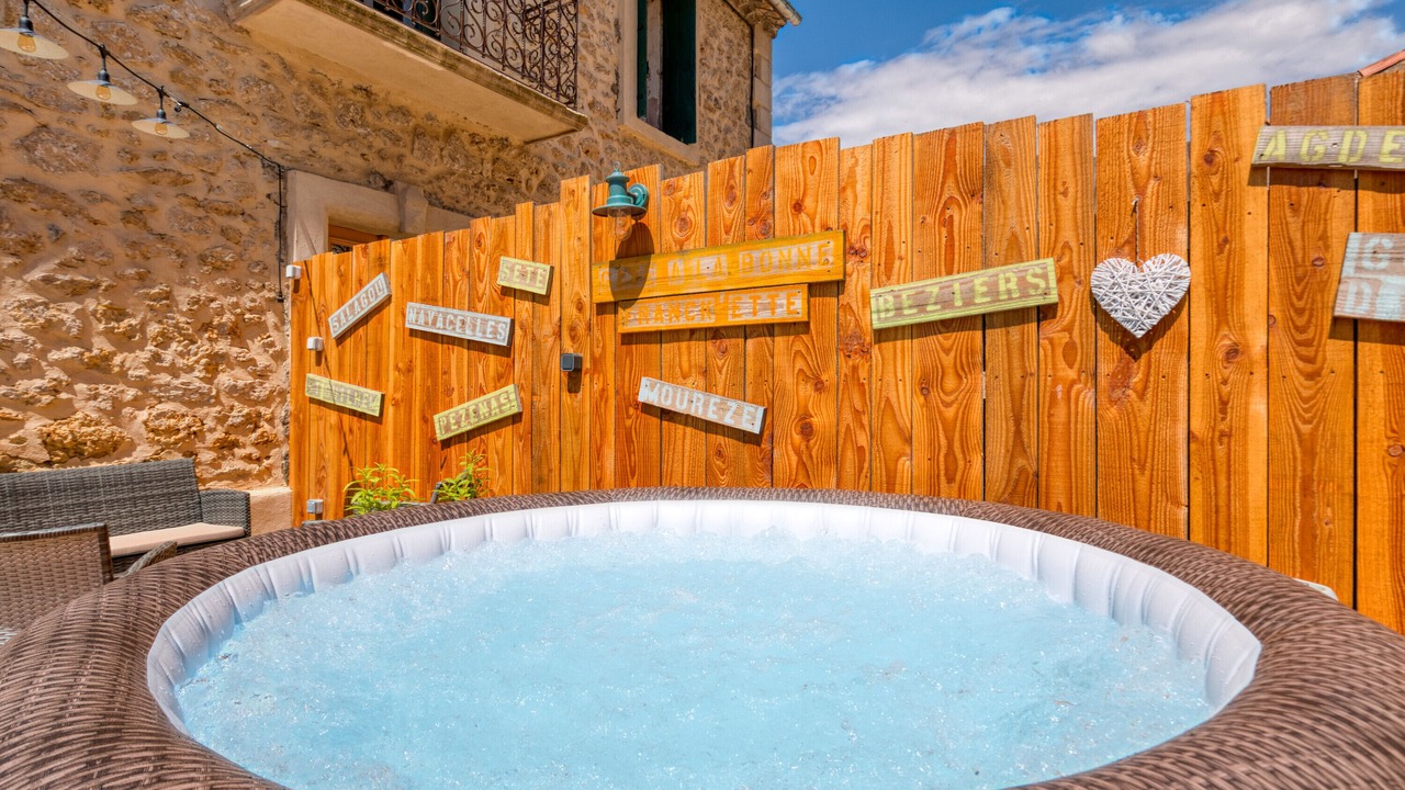 Photo of Outdoor in Aspiran
