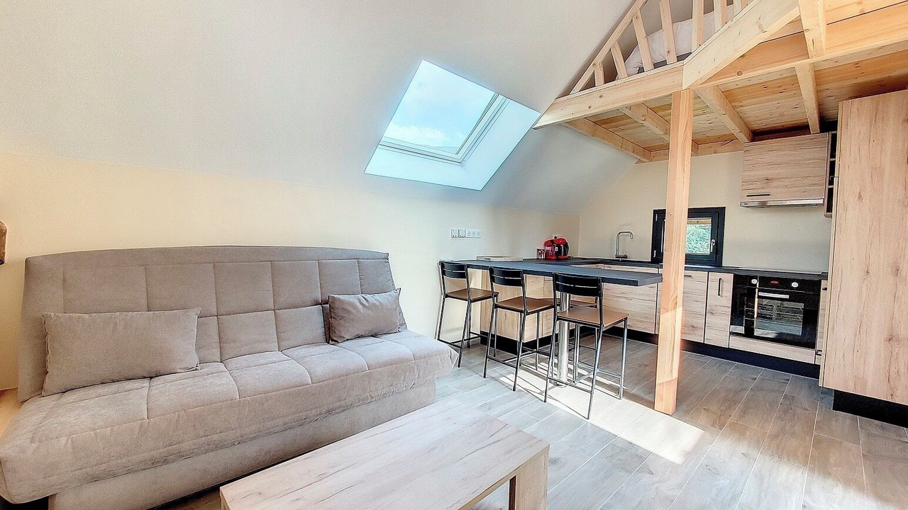 Photo of Livingroom in Meyrieux-Trouet