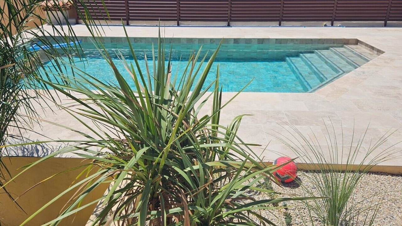 Photo of Outdoor in Ensues-la-Redonne