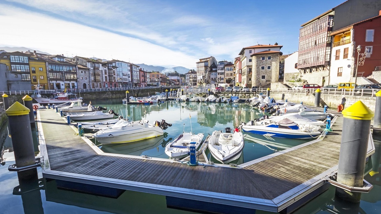 Photo of Others in Llanes