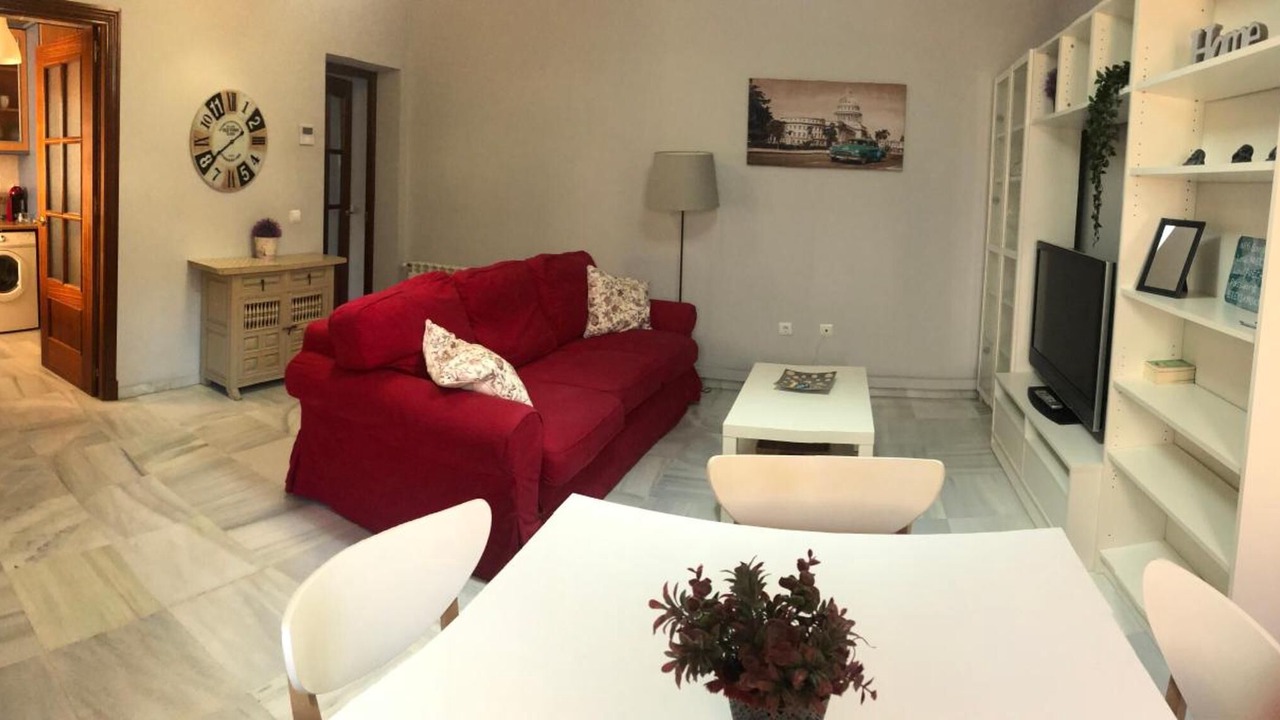 Photo of Livingroom in Alameda