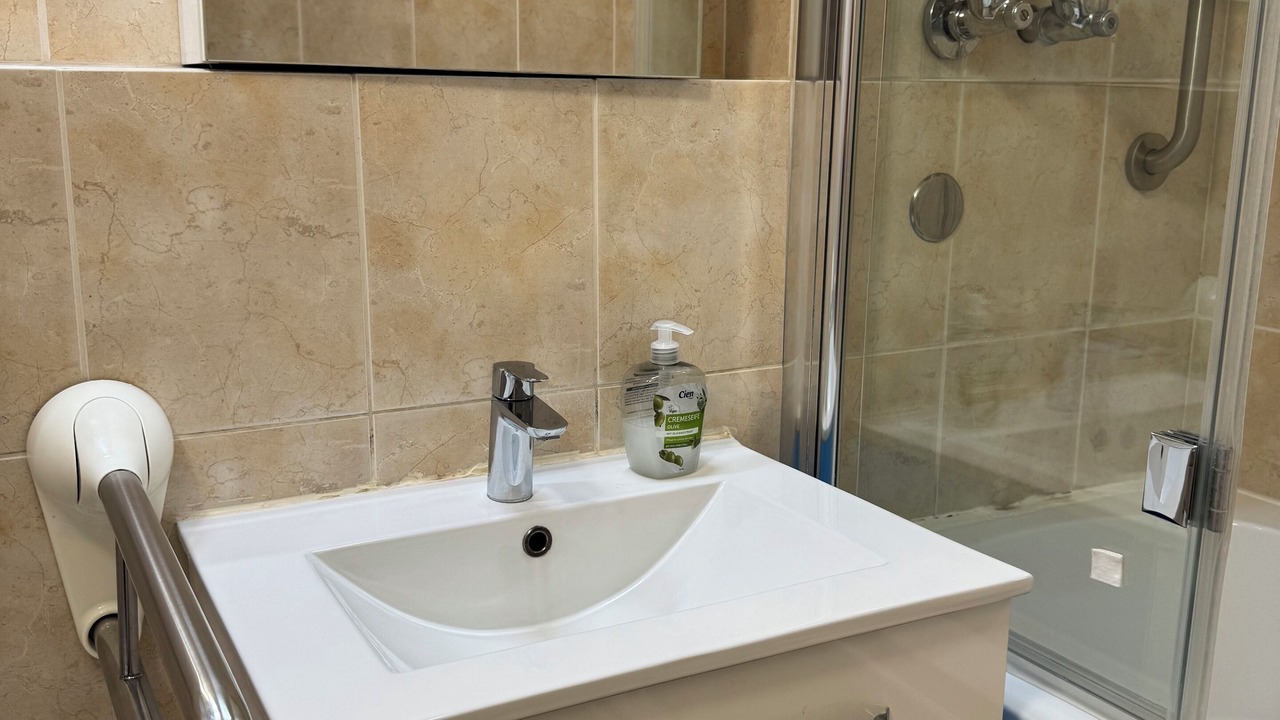 Photo of Bathroom in Vahrenwald-List