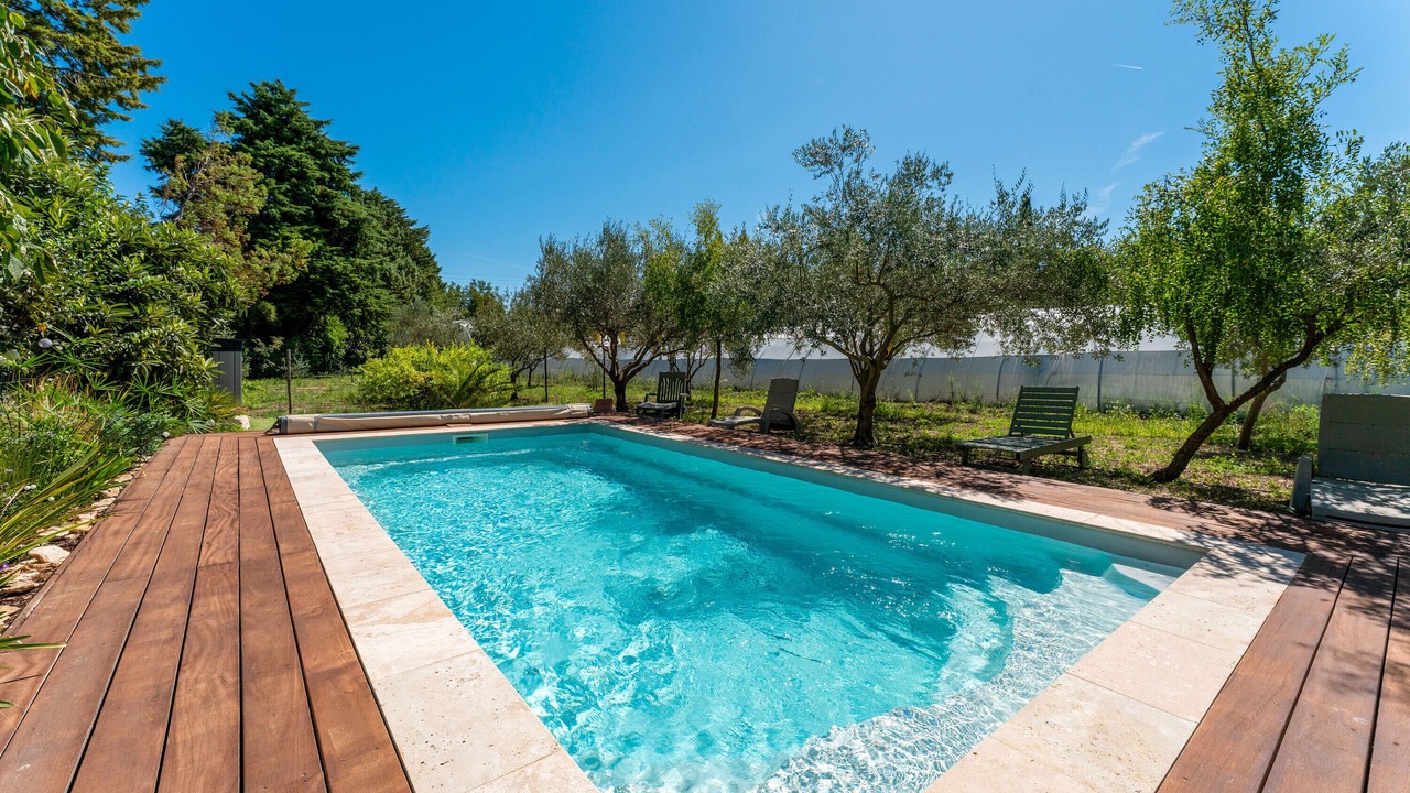 Photo of Outdoor in Eygalieres