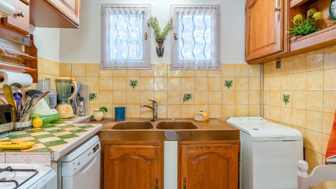 Photo of Kitchen in Eygalieres