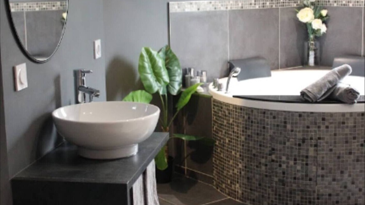 Photo of Bathroom in Sernhac