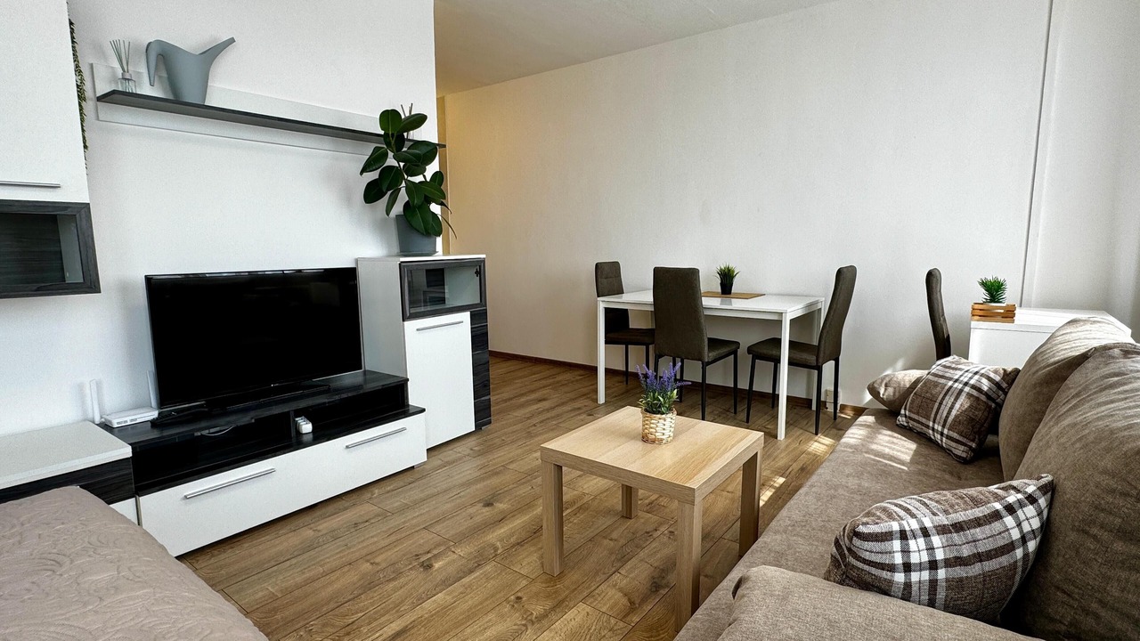 Photo of Livingroom in Repy